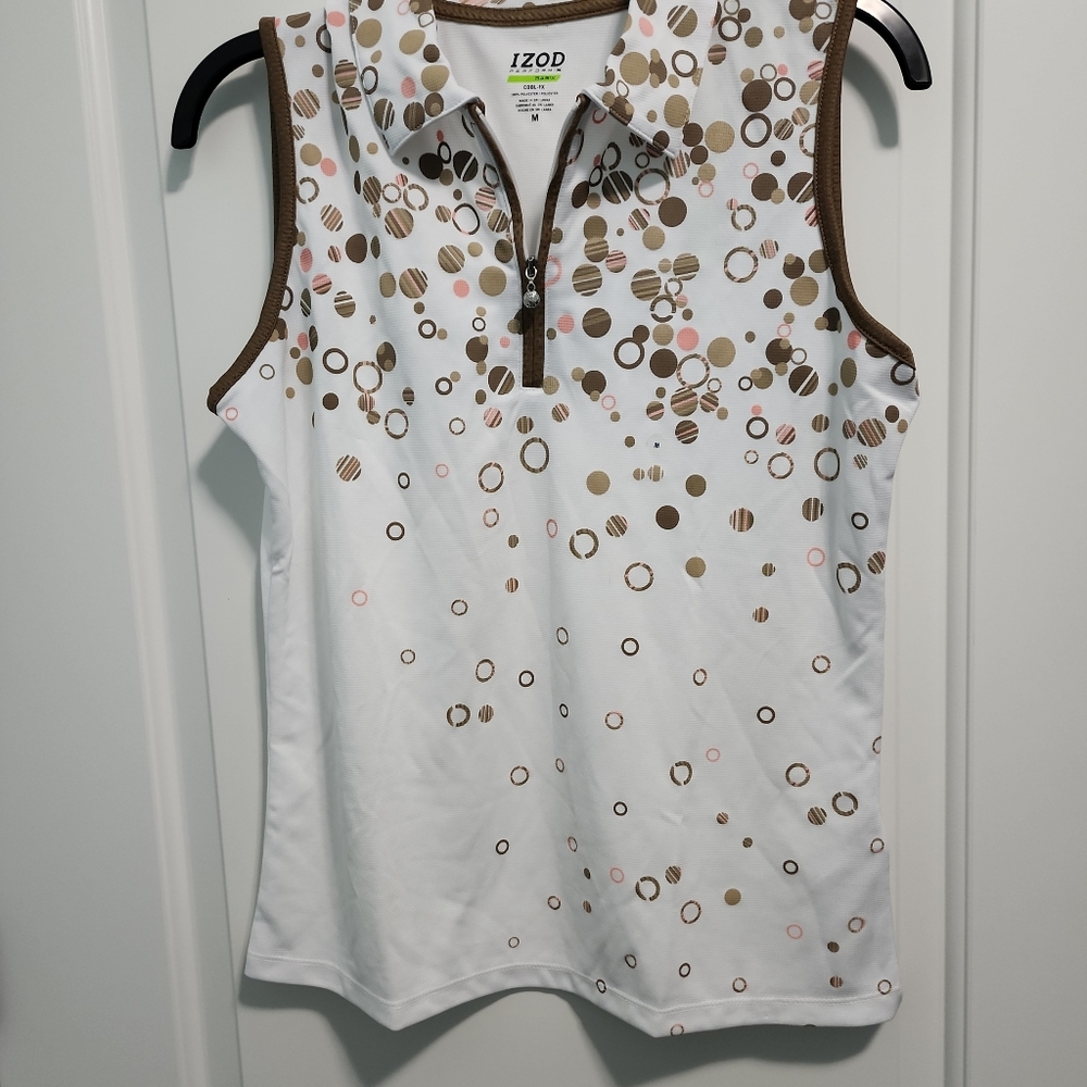 Izod White sleeveless performax Basix. SZ M.